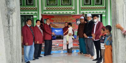 Rangkaian Milad Ke 70 : FH.UISU Berbagi dengan Anak Yatim Dalam Program CSR